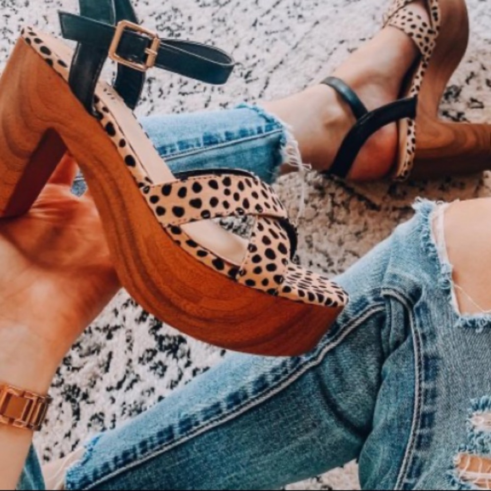 NIB JustFab cheetah sandal wedge